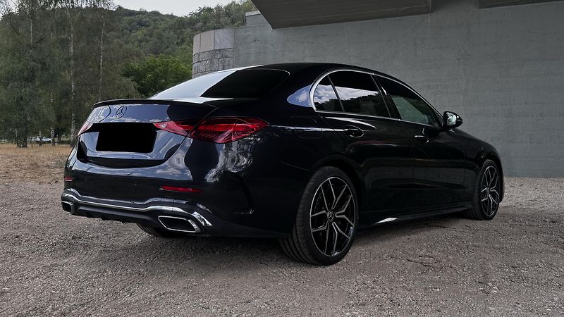 Mercedes-Benz Třídy C (2023) C220d, AMG, ZÁRUKA, TOP VÝBAVA - fotka 8 z 16