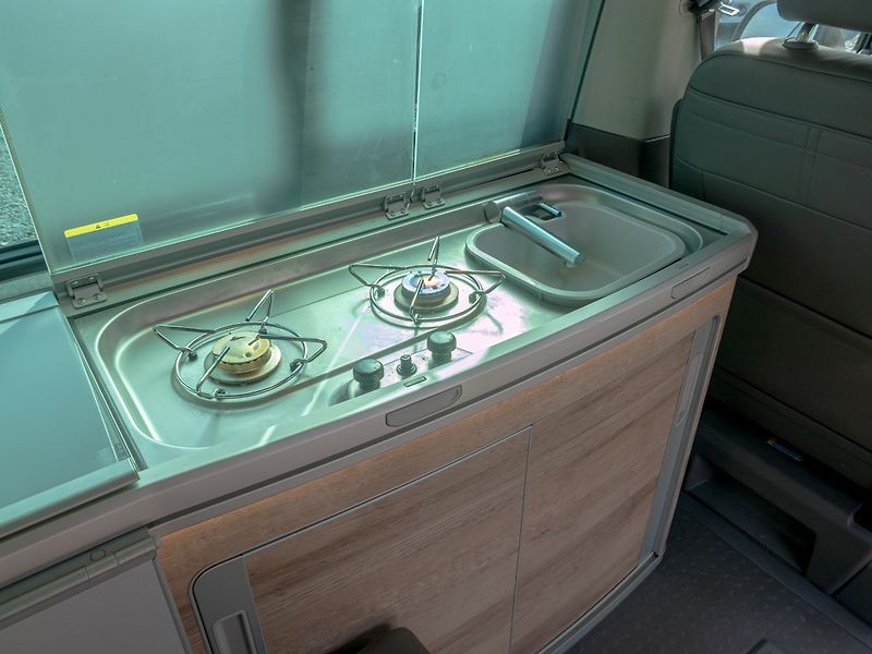 Volkswagen California (2020) 2.0TDI 4x4 DSG CALIFORNI COAST - fotka 48 z 70