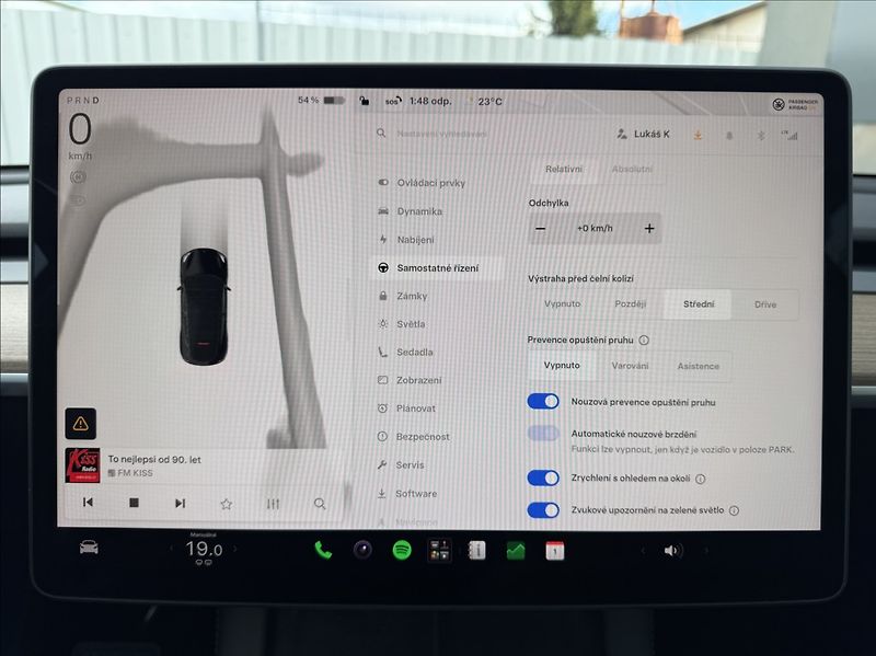 Tesla Model Y 0,0 Long Range 378kW 1.maj DPH - fotka 34 z 50