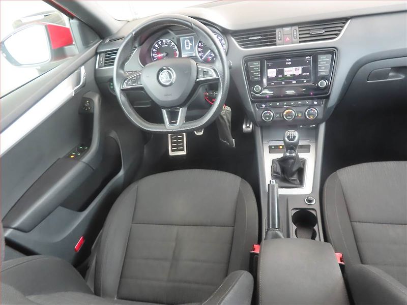 Škoda Octavia (2016) 1.6 TDI, Tempomat - fotka 7 z 18