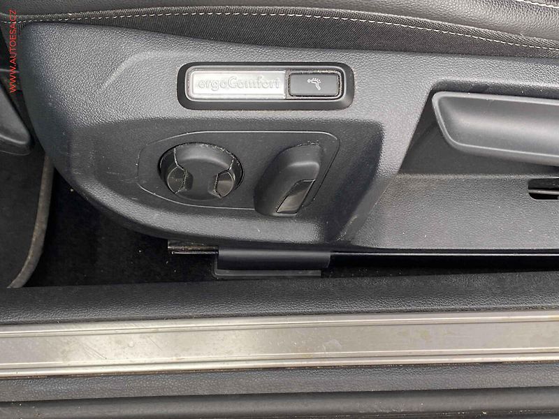 Volkswagen Arteon (2022) 2.0 TSi 4x4, 1.maj,ČR, R - fotka 12 z 21