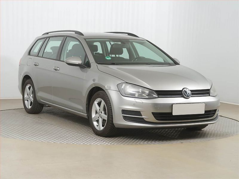 Volkswagen Golf (2013) 1.6 TDI, Automat, Tempomat - fotografie inzerátu