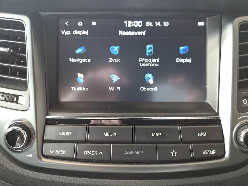 Hyundai Tucson 1.7 Trikolor Go! - fotka 24 z 27