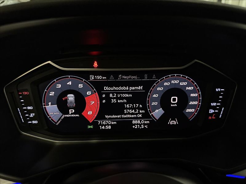 Audi A1 40TFSI 147kW S-LINE - fotka 18 z 40