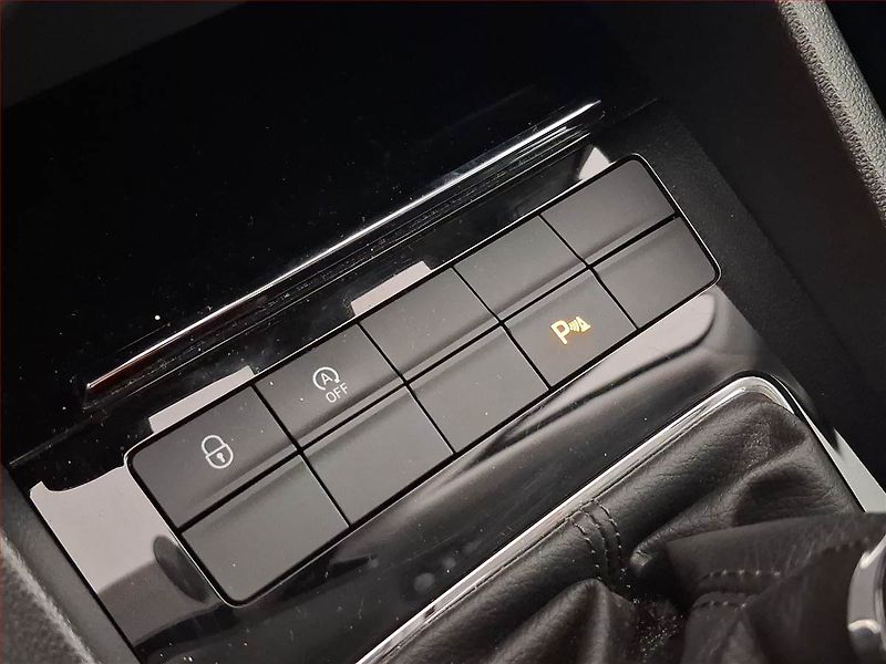 Škoda Octavia (2019) Style 1.5 TSI, Serv.kniha - fotka 25 z 25