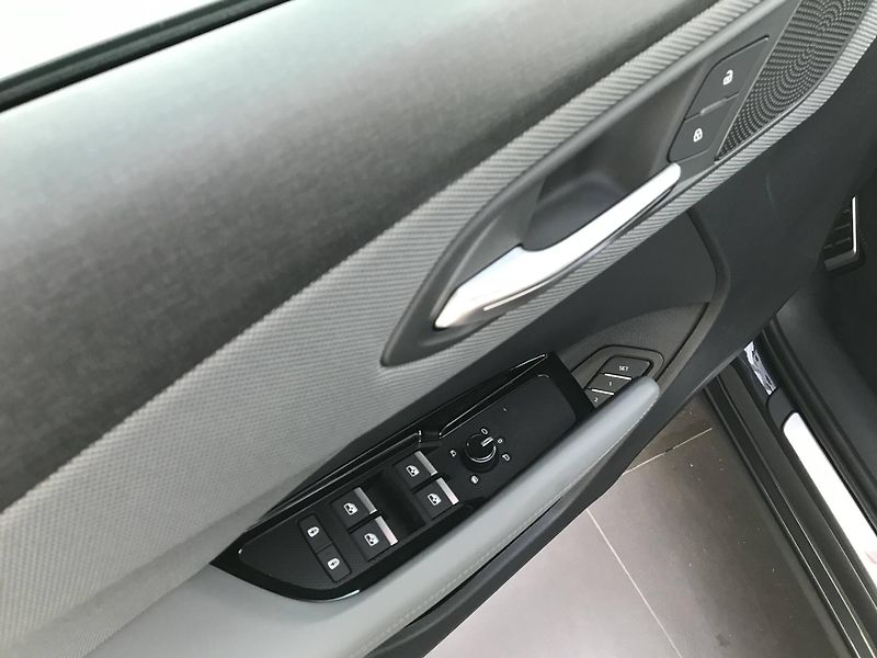 Audi Q3 quattro ST7 2,0TFSI - fotka 16 z 21