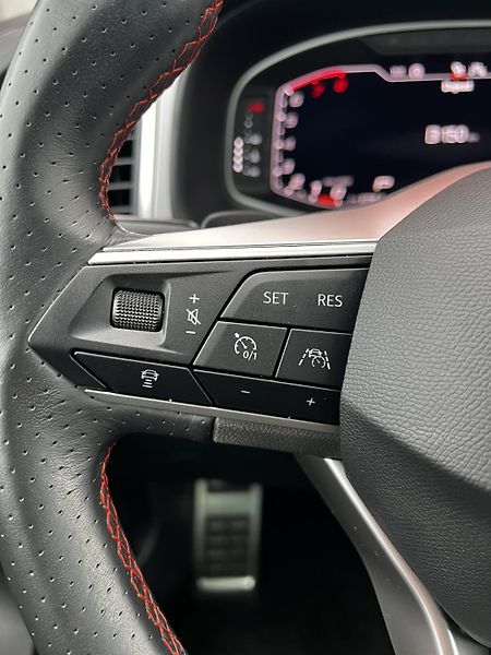 Seat Ateca 1.5TSI DSG FR Webasto DPH - fotka 10 z 30