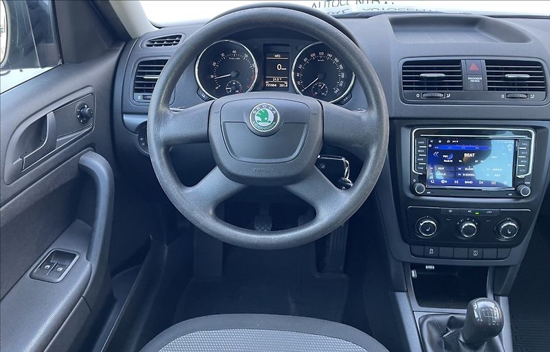 Škoda Yeti 1,4 TSi,90kW,STK 3/28,po serv. - fotka 12 z 21