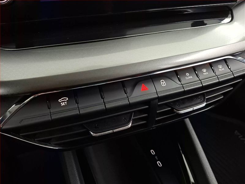 Škoda Octavia (2021) 2.0 TDI, Tempomat - fotka 14 z 17