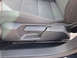Volkswagen Golf (2011) 1.6 TDi, Style, +kola - náhled 14