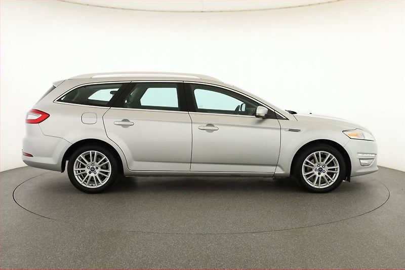 Ford Mondeo (2011) Titanium 2.0 TDCi, nová STK - fotka 6 z 17