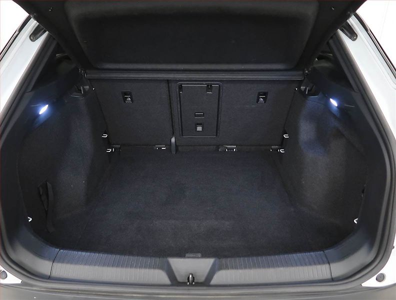 Volkswagen ID.4 (2023) GTX (82 kWh), SoH 90% - fotka 14 z 29