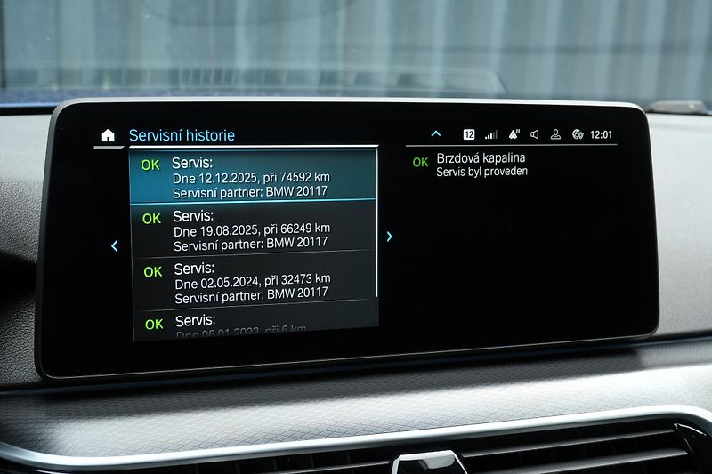 BMW Řada 5 545e xDríve, ČR, Ventilace - fotka 21 z 31