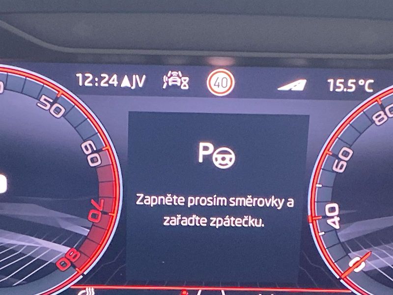 Škoda Karoq (2025) 1.5 TSI DSG Sportline - fotka 28 z 45