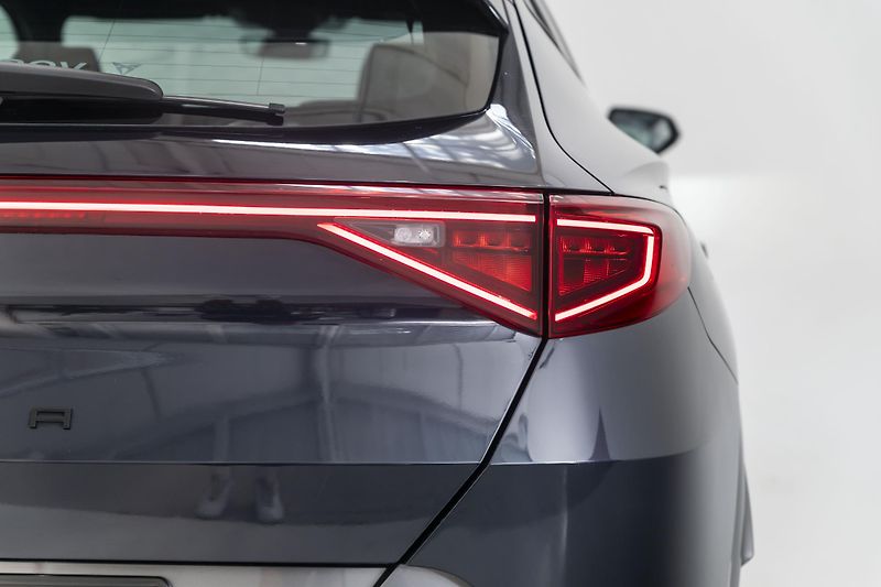 Cupra Formentor - fotka 37 z 39