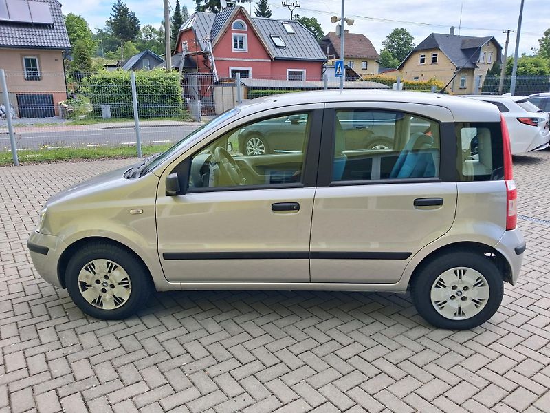 Fiat Panda (2003) 1,2i 44kw SERVISKA NOVÁ STK - fotka 4 z 29