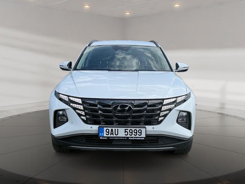 Hyundai Tucson (2023) STYLE 1.6HEV 132kW 4x4 TAŽNÉ - fotka 2 z 11