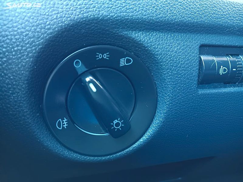 Škoda Fabia 1.4 TSI 132kW RS - fotka 16 z 28