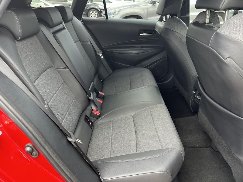 Toyota Corolla TS 2.0 HYBRID COMFORT ČR DPH - fotka 32 z 43