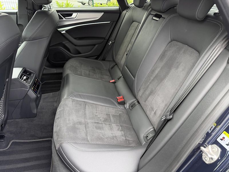Audi A7 (2021) 40 TDi 150 kW/S-line - fotka 13 z 26