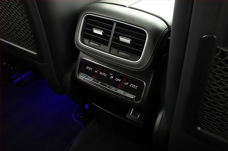 Mercedes-Benz GLE (2020) 53 AMG 4MATIC+ - fotka 16 z 20