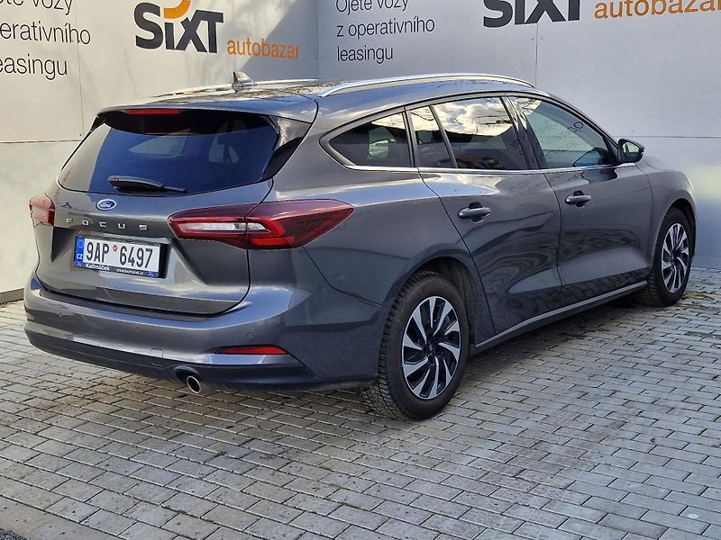 Ford Focus IV Titanium 1,0 EcoBoost (92 - fotka 4 z 10