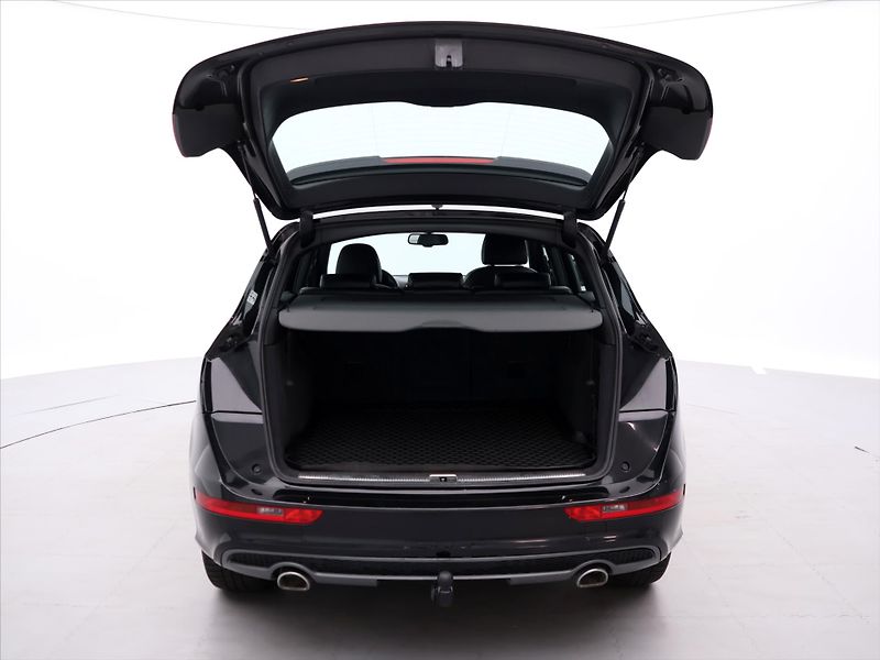 Audi Q5 3.0 TDI 180kW Quattro S-Tronic - fotka 9 z 38