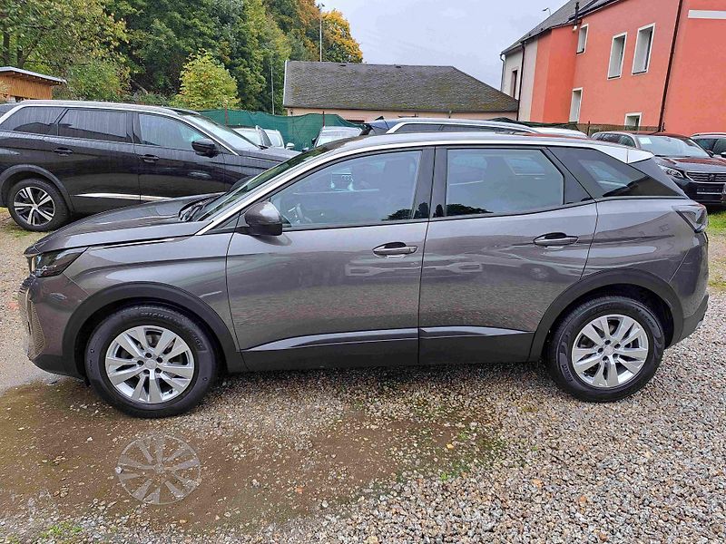 Peugeot 3008 (2021) 1,2 PT EAT8  LED ALU PDC  NAVI - fotka 7 z 21