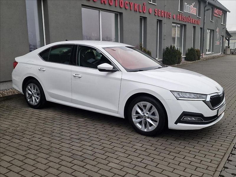 Škoda Octavia 2.0 TDI Style,původ ČR,1.Maj. - fotka 2 z 50
