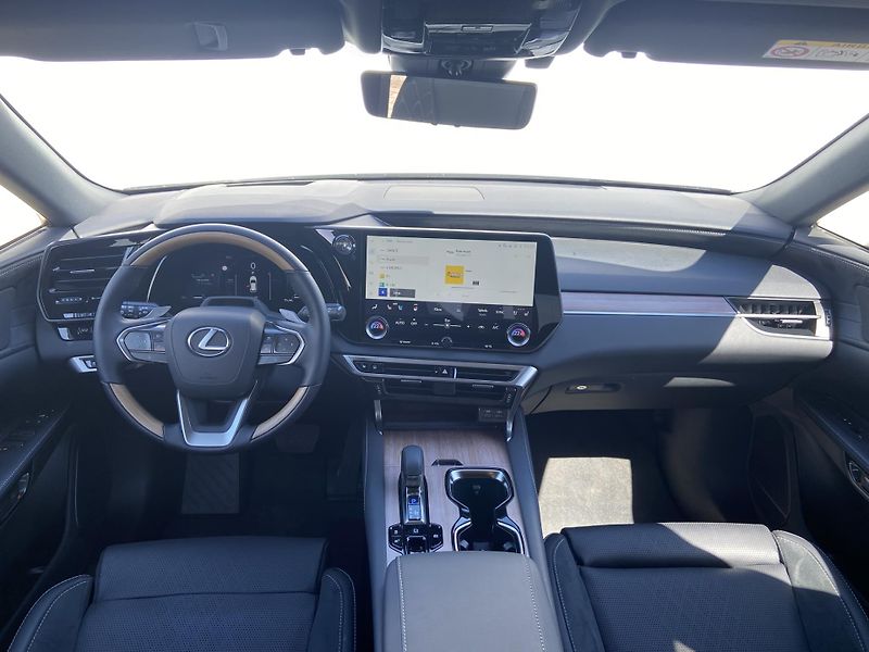 Lexus RX 350h 2.5 HSD e-CVT AWD Luxury - fotka 5 z 23