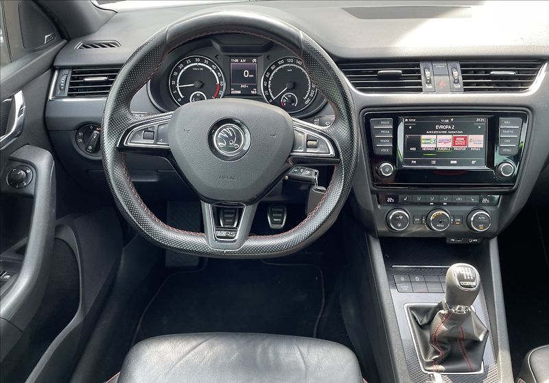 Škoda Octavia 2,0 TDI RS135kw Challenge - fotka 13 z 23
