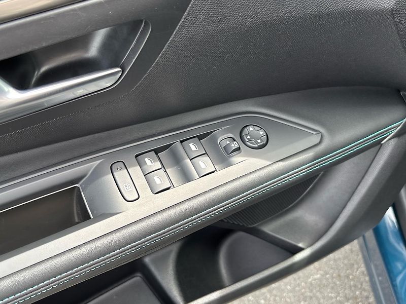 Peugeot 5008 Allure Pack - fotka 21 z 30