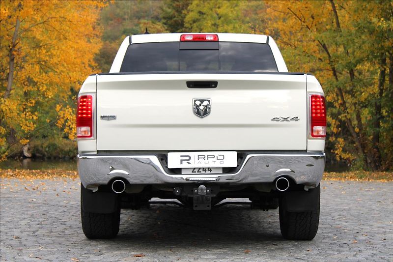 Dodge RAM 3.0L V6 EcoDIESEL / LARAMIE - fotka 8 z 43