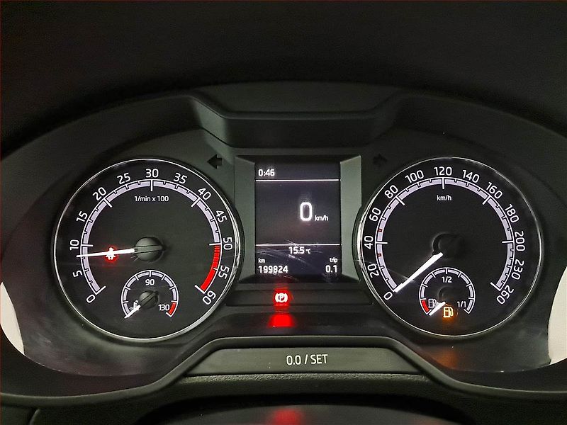 Škoda Octavia (2017) 1.6 TDI, ČR,1.maj, Tempomat - fotka 11 z 17