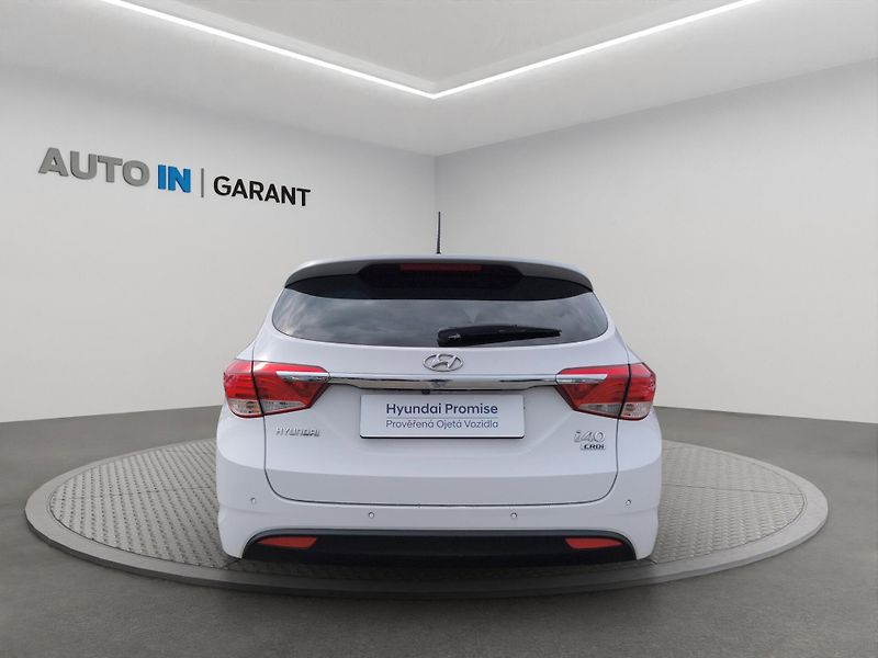 Hyundai i40 (2015) 1.7 CRDi 100kW, A/T, ČR, 1. Ma - fotka 6 z 26