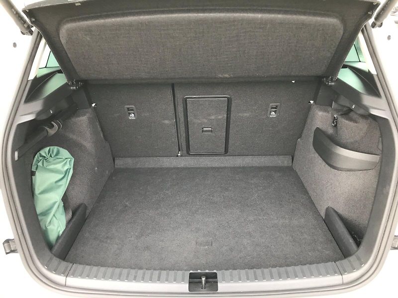 Škoda Karoq (2024) 1.5 TSI /110KW / 6MP / Style - fotka 19 z 28