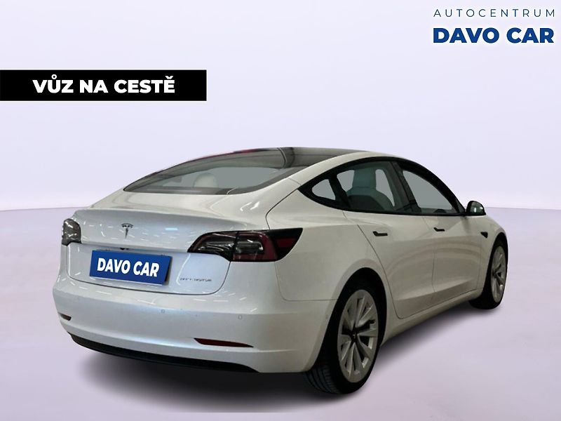 Tesla Model 3 LongRange AWD SOH 90,6% DPH - fotka 3 z 12