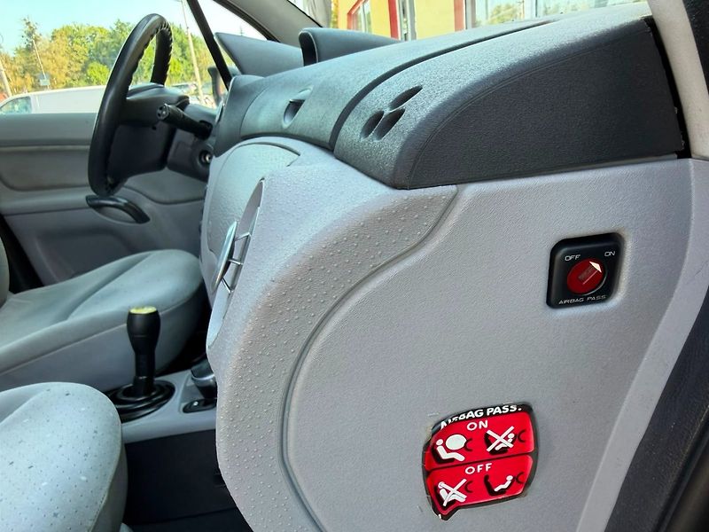 Citroën C3 1.1i Koup v ČR/2.MAJ - fotka 17 z 17