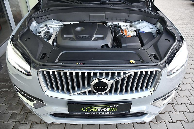 Volvo XC90 T8 AWD RECHARGE 7MÍST 1M  - fotka 36 z 38