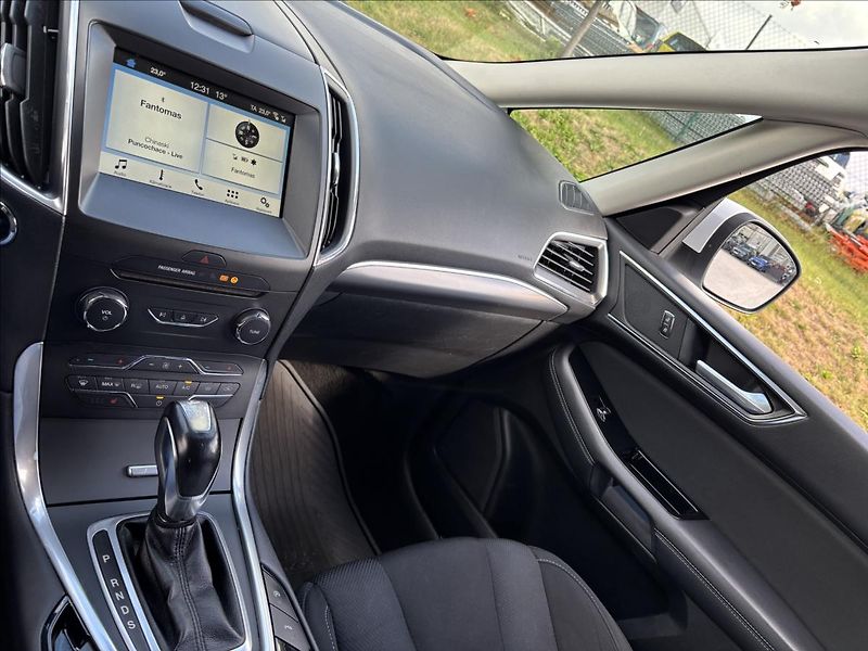 Ford S-MAX 2,0 TDCi 110 kW Titanium - fotka 42 z 45