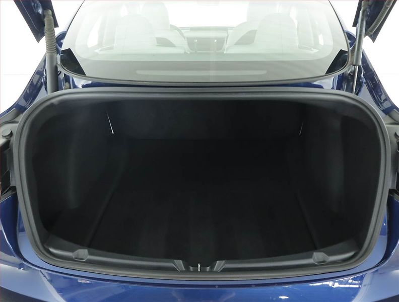 Tesla Model 3 (2020) Long Range 4WD 74kWh, SoH 89% - fotka 14 z 21