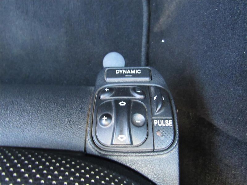 Mercedes-Benz CLS 3,0 320 CDi 7-GR-Tronic Elegan - fotka 27 z 30