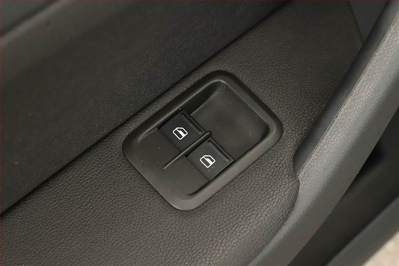 Škoda Yeti (2014) 2.0 TDI, 4X4, Tempomat - fotka 10 z 13