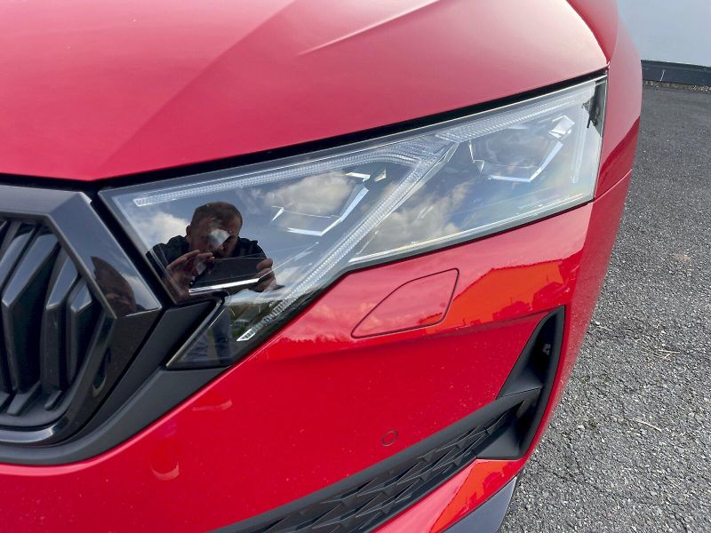 Škoda Octavia (2025) COMBI SPORTLINE 1,5 TSI M-HEV - fotka 7 z 50