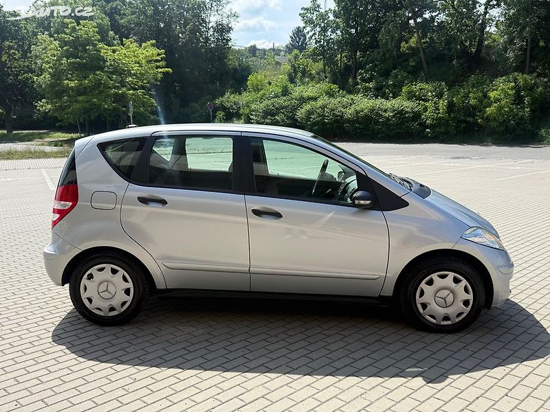 Mercedes-Benz Třídy A (2006) 150, 70kw - fotka 6 z 20