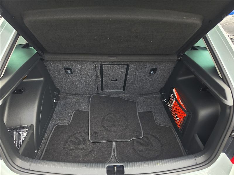 Škoda Rapid 1,2 TSi 81KW Style Tempomat - fotka 26 z 46
