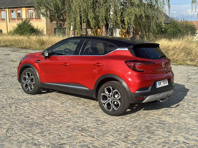 Renault Captur (2022) Renault Captur 1.3 Techno - fotka 5 z 16
