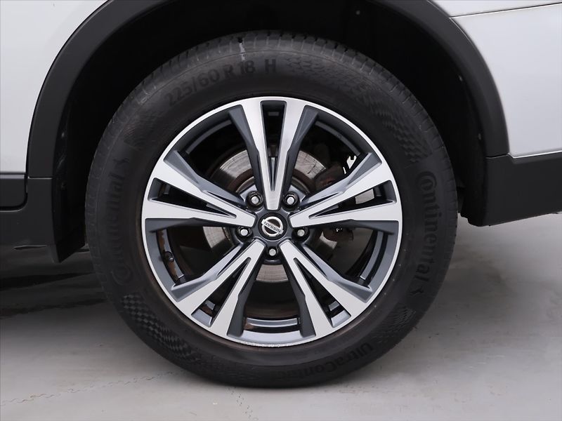 Nissan X-Trail 2.0 dCi Aut. AWD CZ N-Connecta - fotka 23 z 30