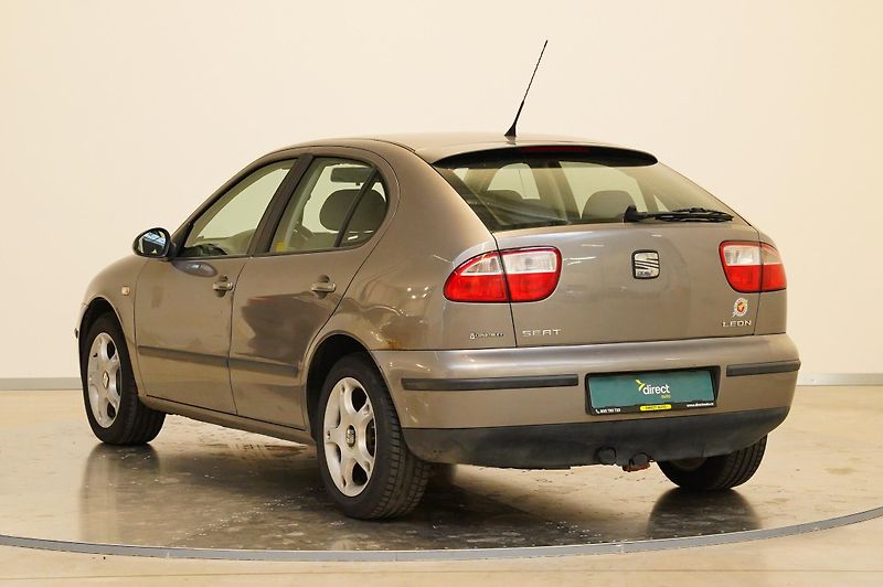 Seat Leon - fotka 4 z 6