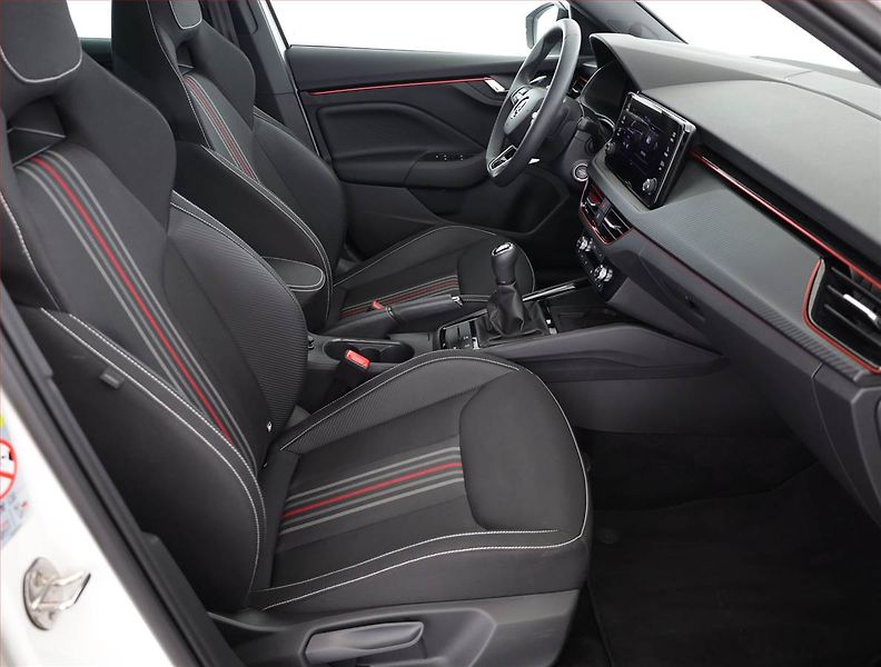 Škoda Kamiq (2024) Monte Carlo 1.0 TSI - fotka 7 z 20